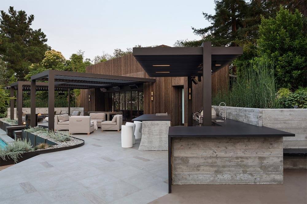 $2,200 off – Louvered